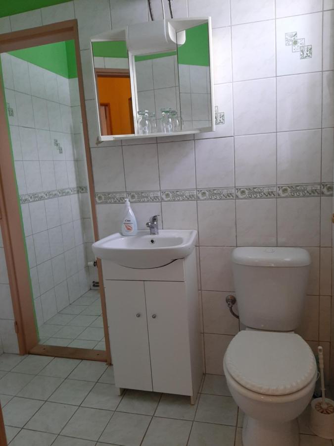 Apartmany-Zamecka Restaurace Jindrichovice Dış mekan fotoğraf